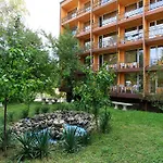 Bona Vita فندق 2*